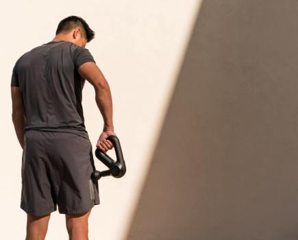 Good Vibrations: 5 Benefits Of Using A Theragun – Men's Fitness UK