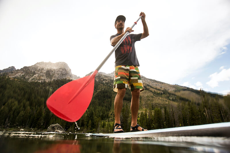 5 Health & Fitness Benefits Of Stand-Up Paddleboarding| Men's FitnessUK