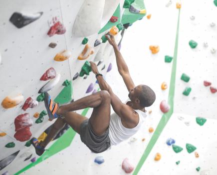 5 Technique Tips For Indoor Climbing | Men's Fitness UK