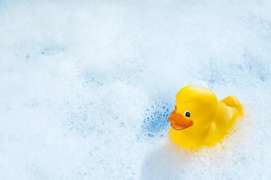 Lucky Dip: Hot Baths Could Help You Train Better In Summer | Men's Fitness UK