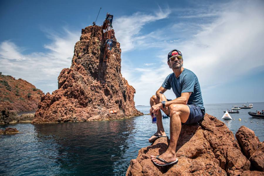 Pro Cliff Diver Orlando Duque On Heights, Training & Leaps Of Faith | Men's Fitness UK