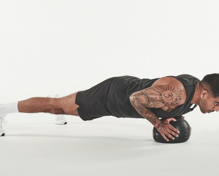 Abs Workout: Strengthen Your Core With This Crunch-Free Routine | Men's Fitness UK