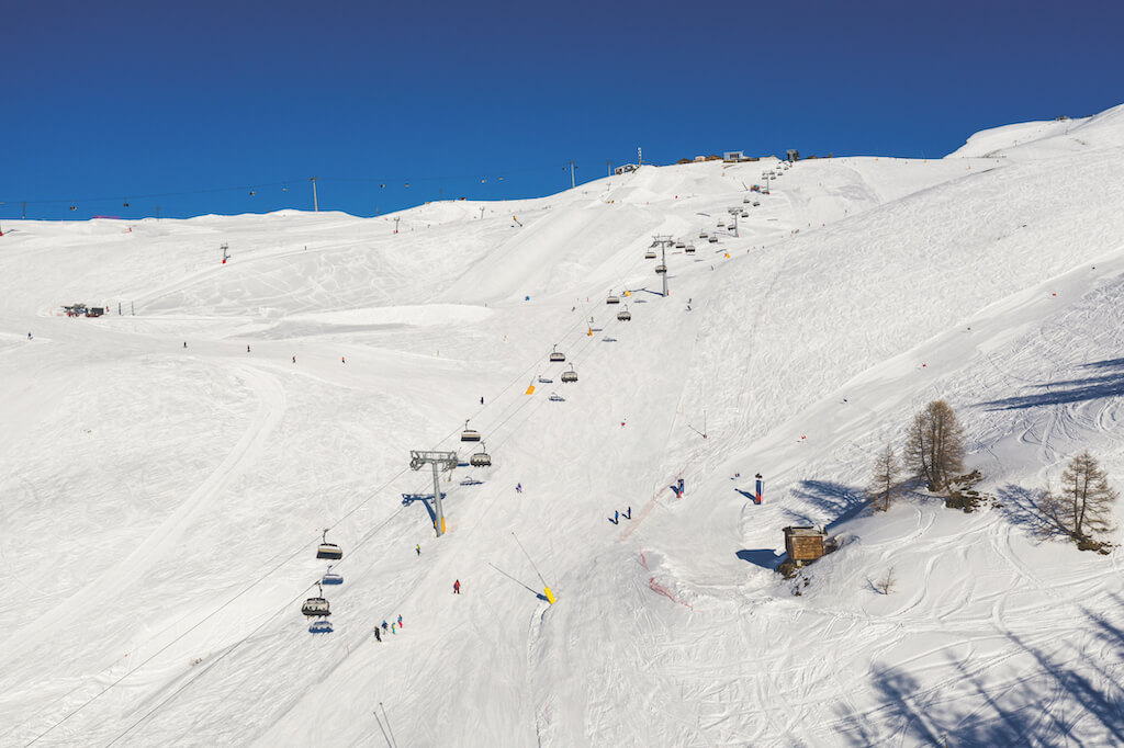 Crans-Montana, Switzerland: best beginner-friendly snowboard resorts