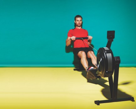 2K Row Training Plan: How To Achieve Sub-7 Minutes | Men's Fitness UK