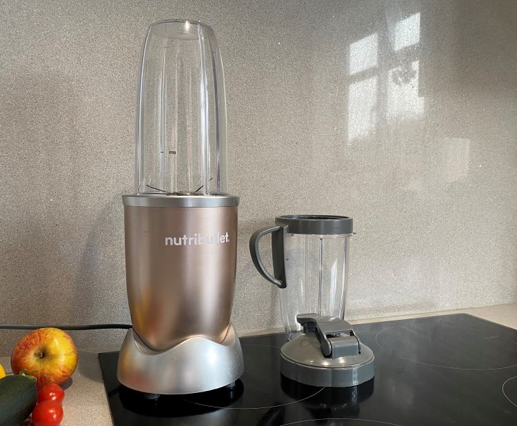 Nutribullet 900 blender on a kitchen worktop