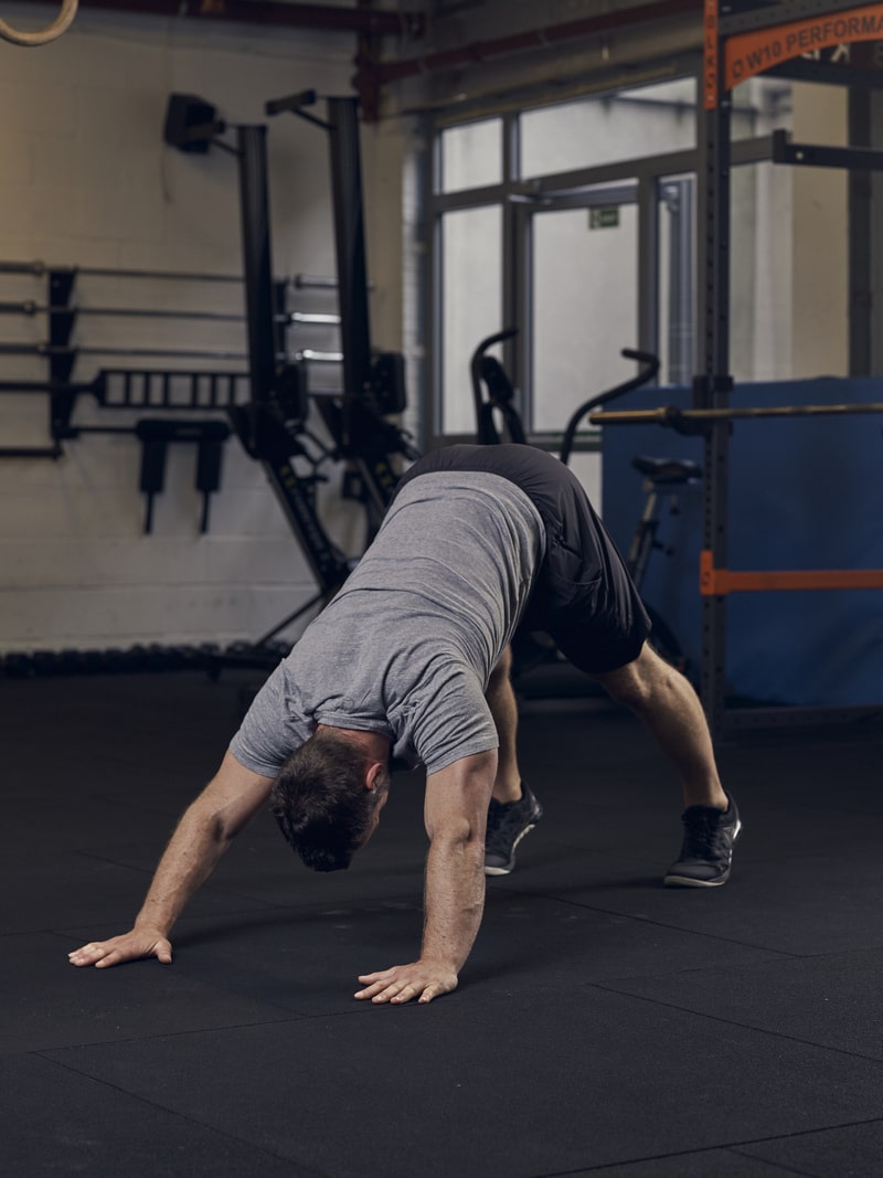 The Best Bodyweight Exercises for Triceps - Men's Journal