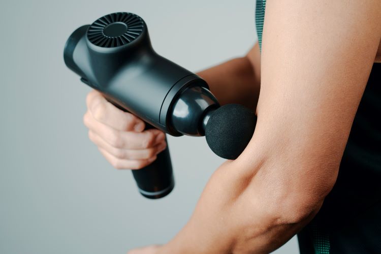 BOB AND BRAD Handheld Massager, Deep Tissue Hand Held Massager Muscle  Massage Gun for Back, Neck, Shoulder, Leg, Rechargeable Cordless Electric  Body Massager with Portable Design for Women Men Gift 