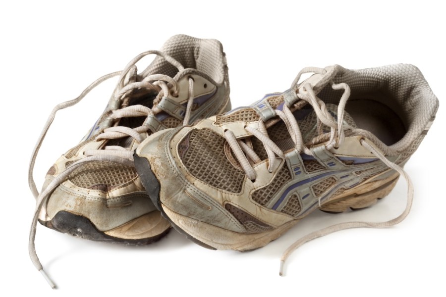 old trainers – how to recycle old running shoes